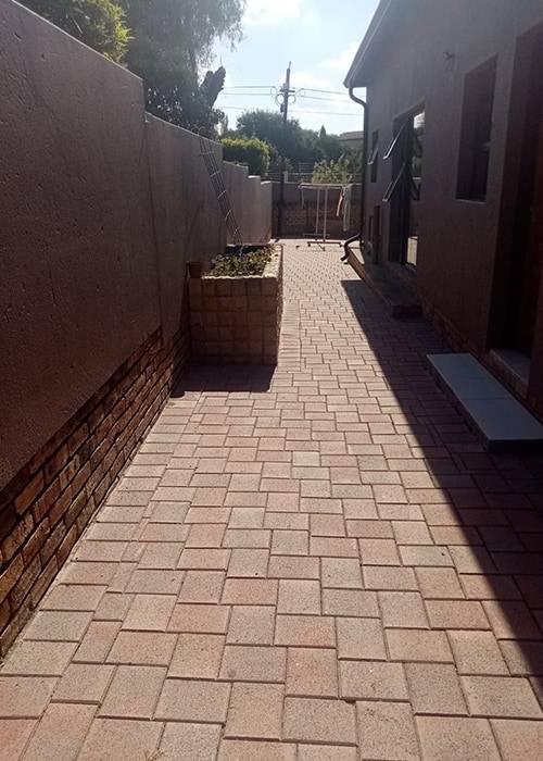 Instant Lawns | Garden Design | Landscaping & Building Construction