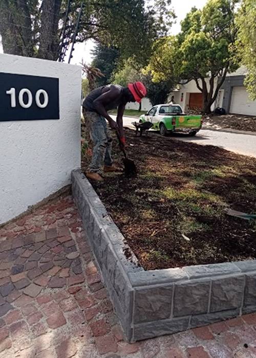 Sadia Instant Lawns | Lawn Care | Residential, Commercial Landscape Design